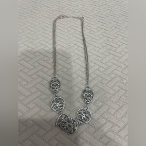 Elegant Silver tone Necklace with Intricate Design
